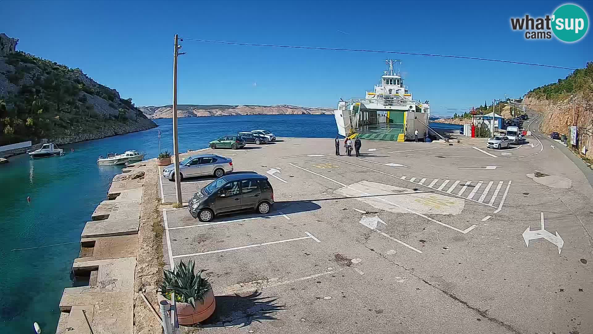 Webcam Prizna ferry port to Pag island