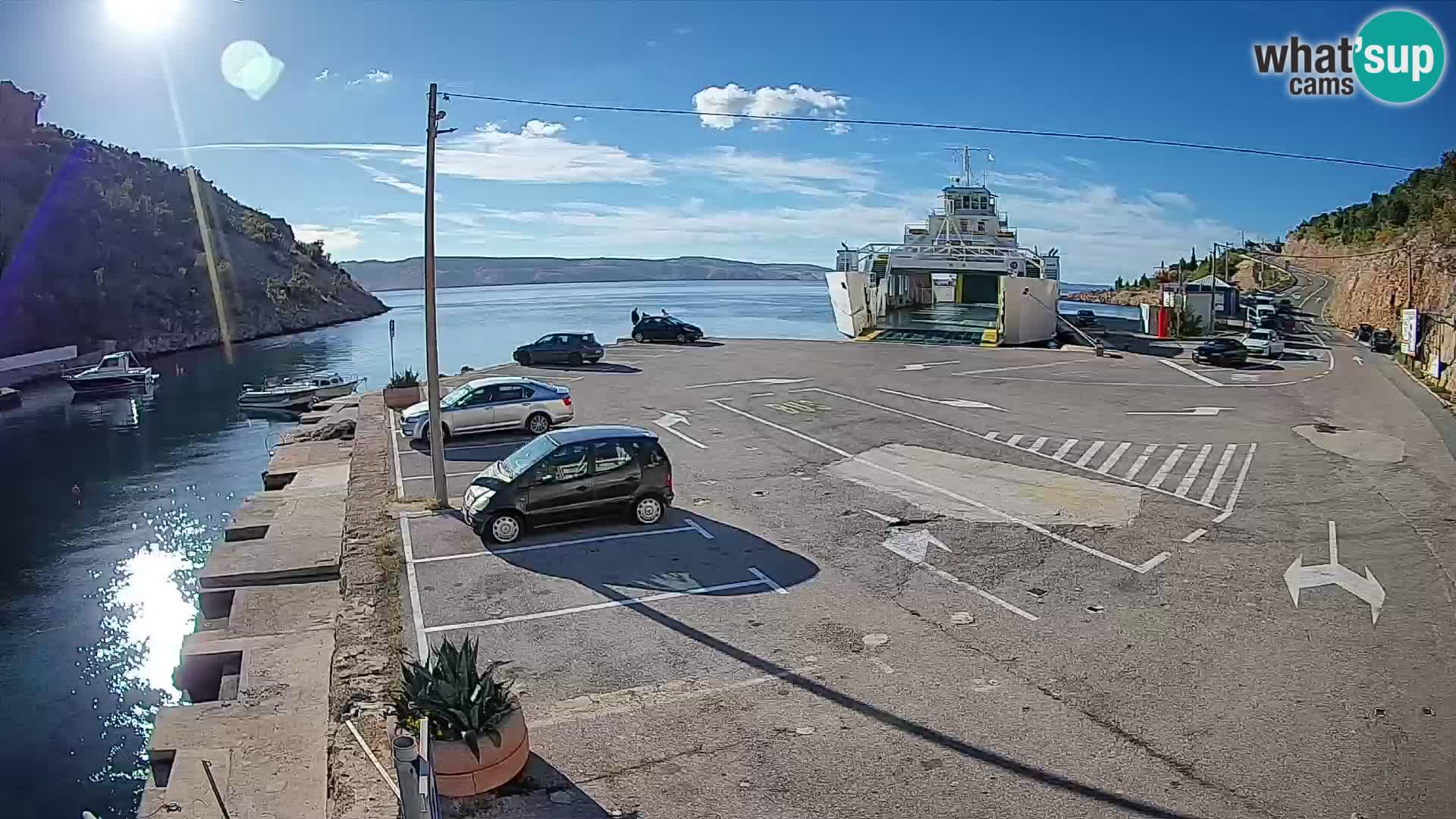 Webcam port de ferry de Prizna – vers l’île de Pag