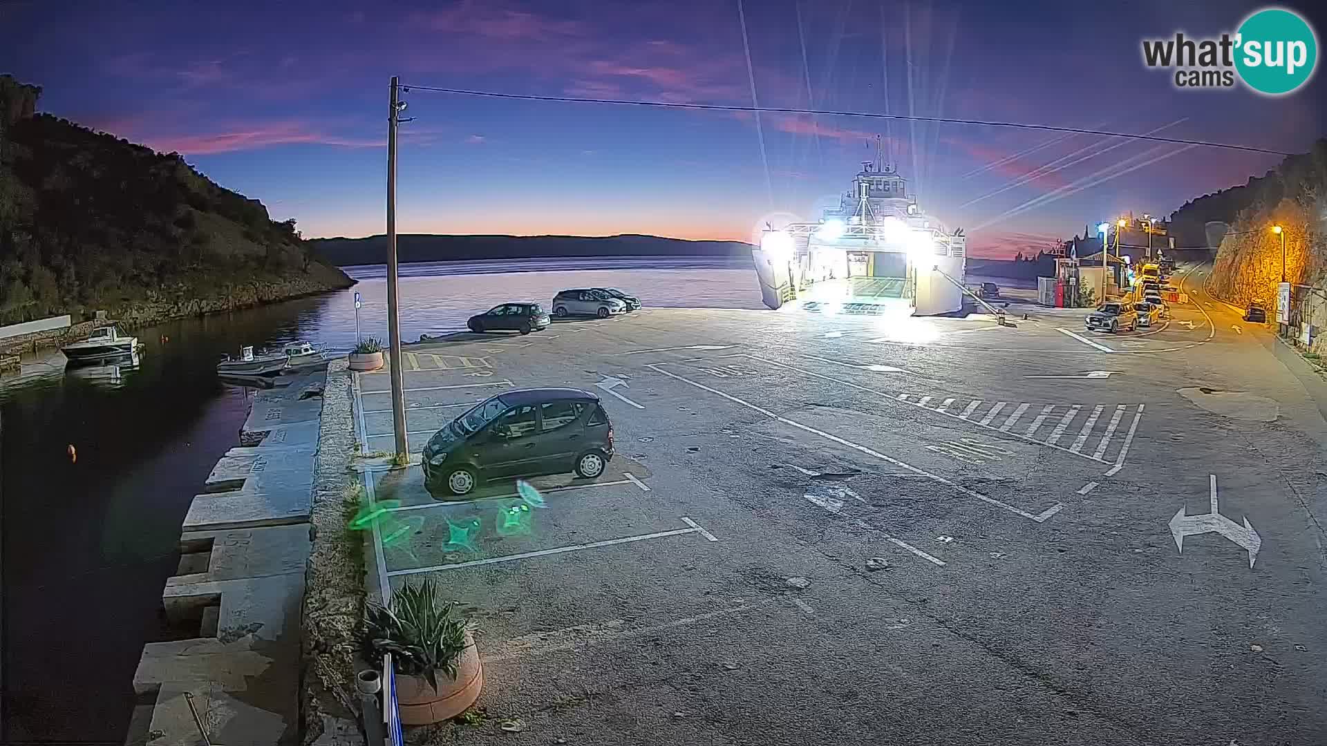 Webcam Prizna ferry port to Pag island