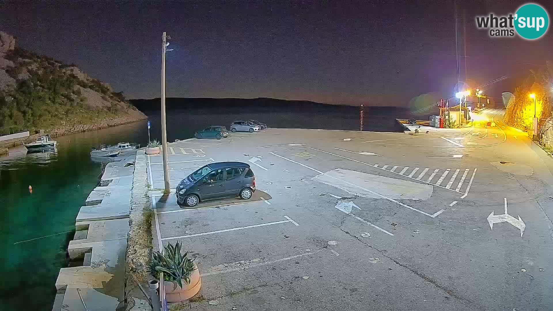 Webcam del puerto de ferris de Prizna – hacia la isla de Pag