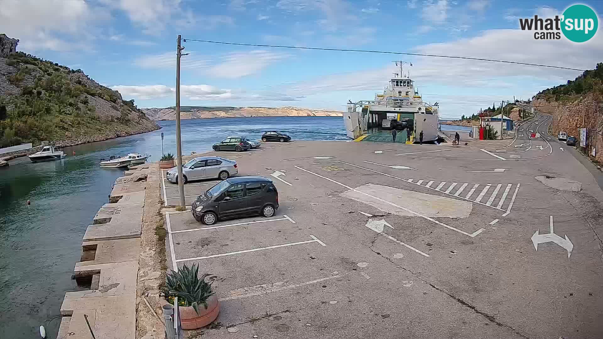 Webcam Prizna ferry port to Pag island