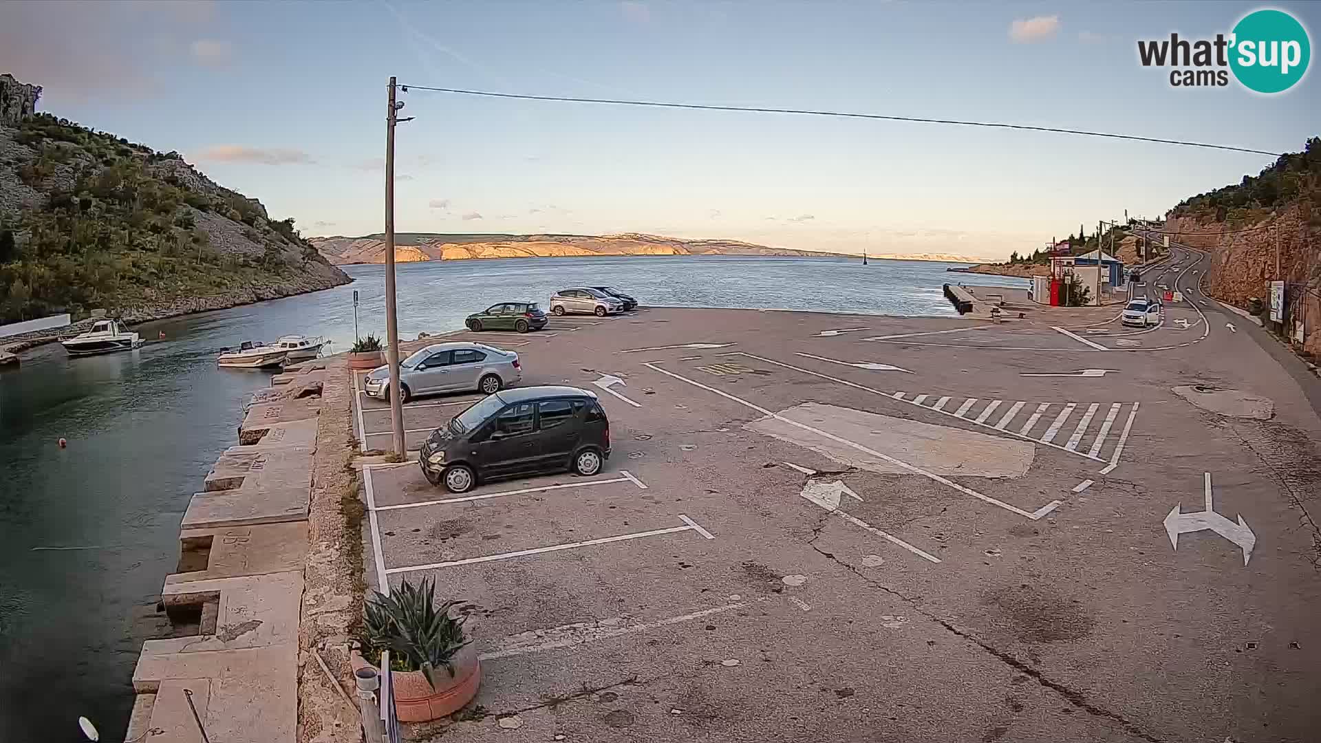 Webcam port de ferry de Prizna – vers l’île de Pag