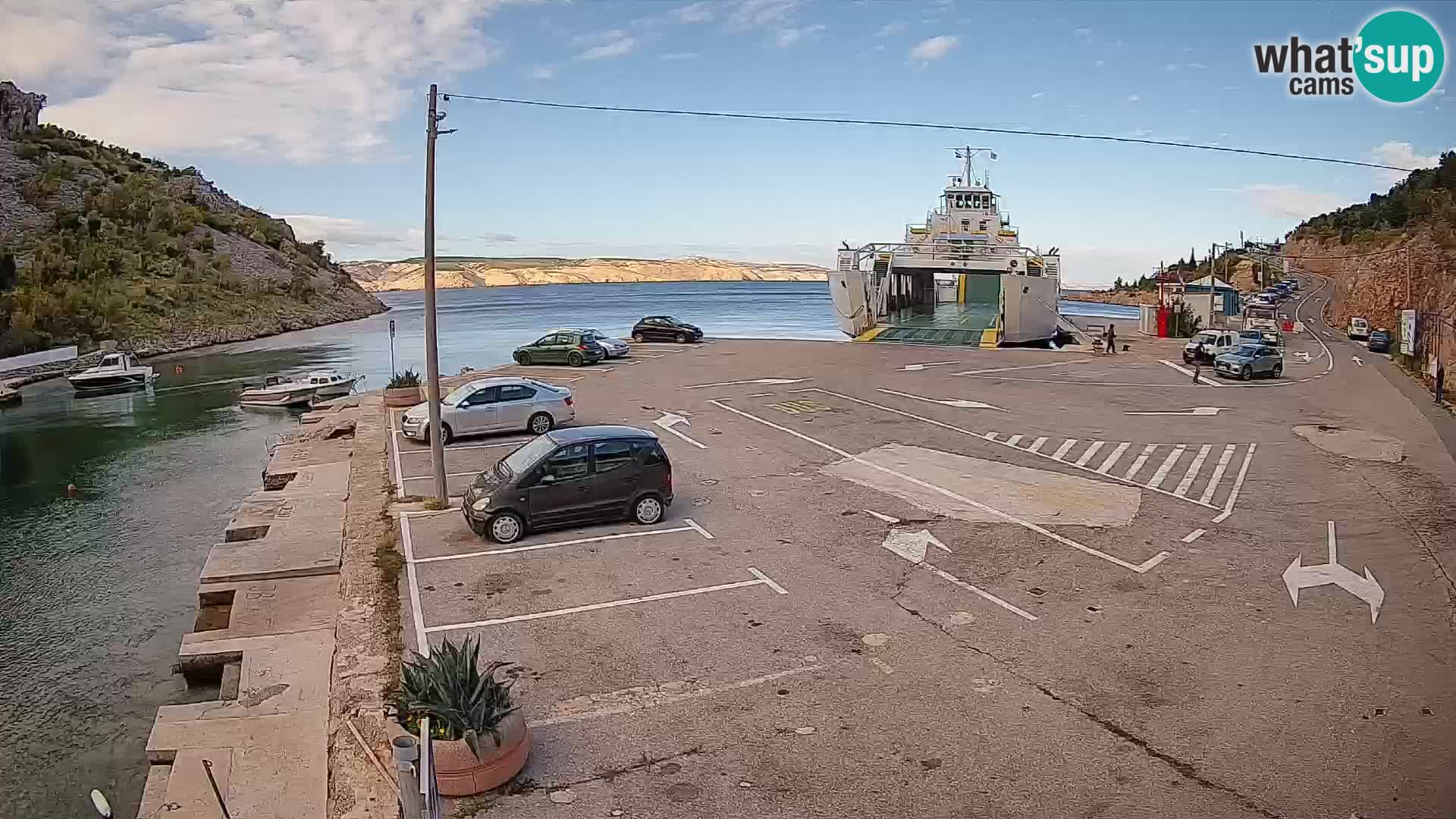 Webcam Prizna ferry port to Pag island