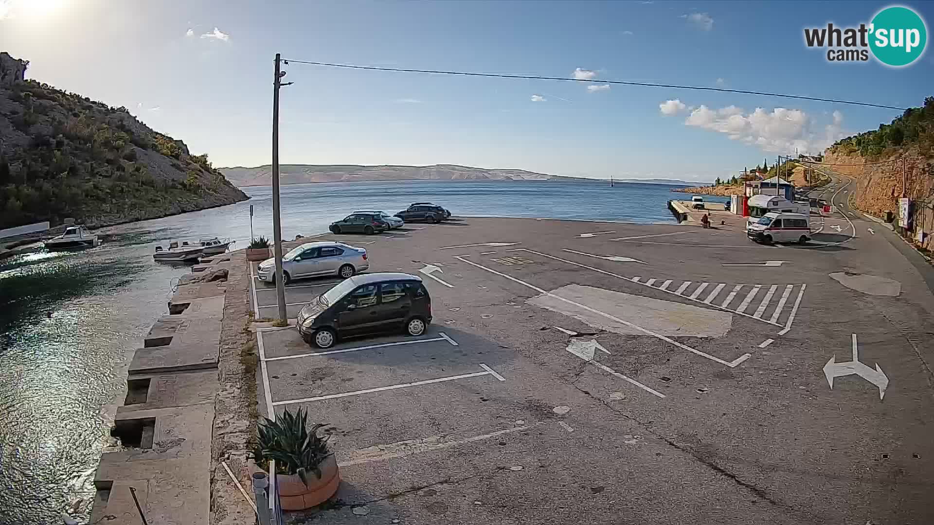 Web kamera trajektna luka Prizna – prema otoku Pag