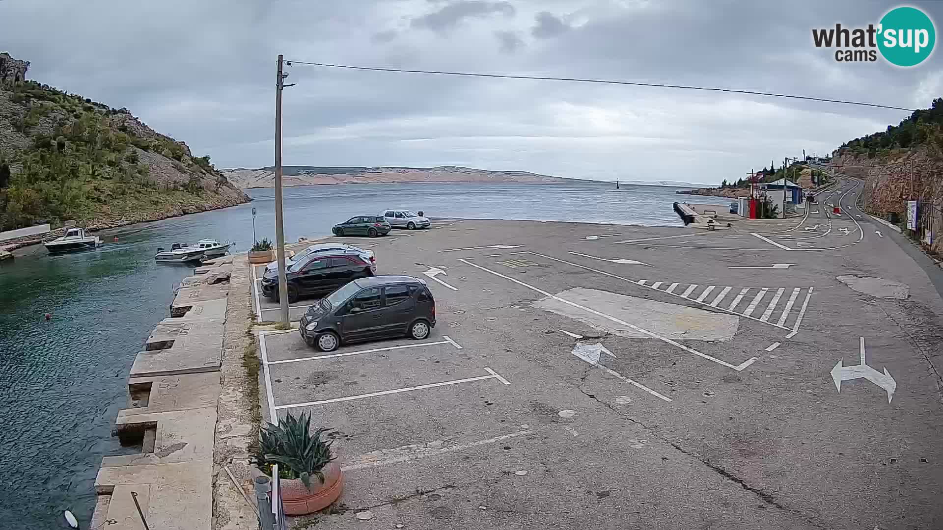 Webcam del puerto de ferris de Prizna – hacia la isla de Pag