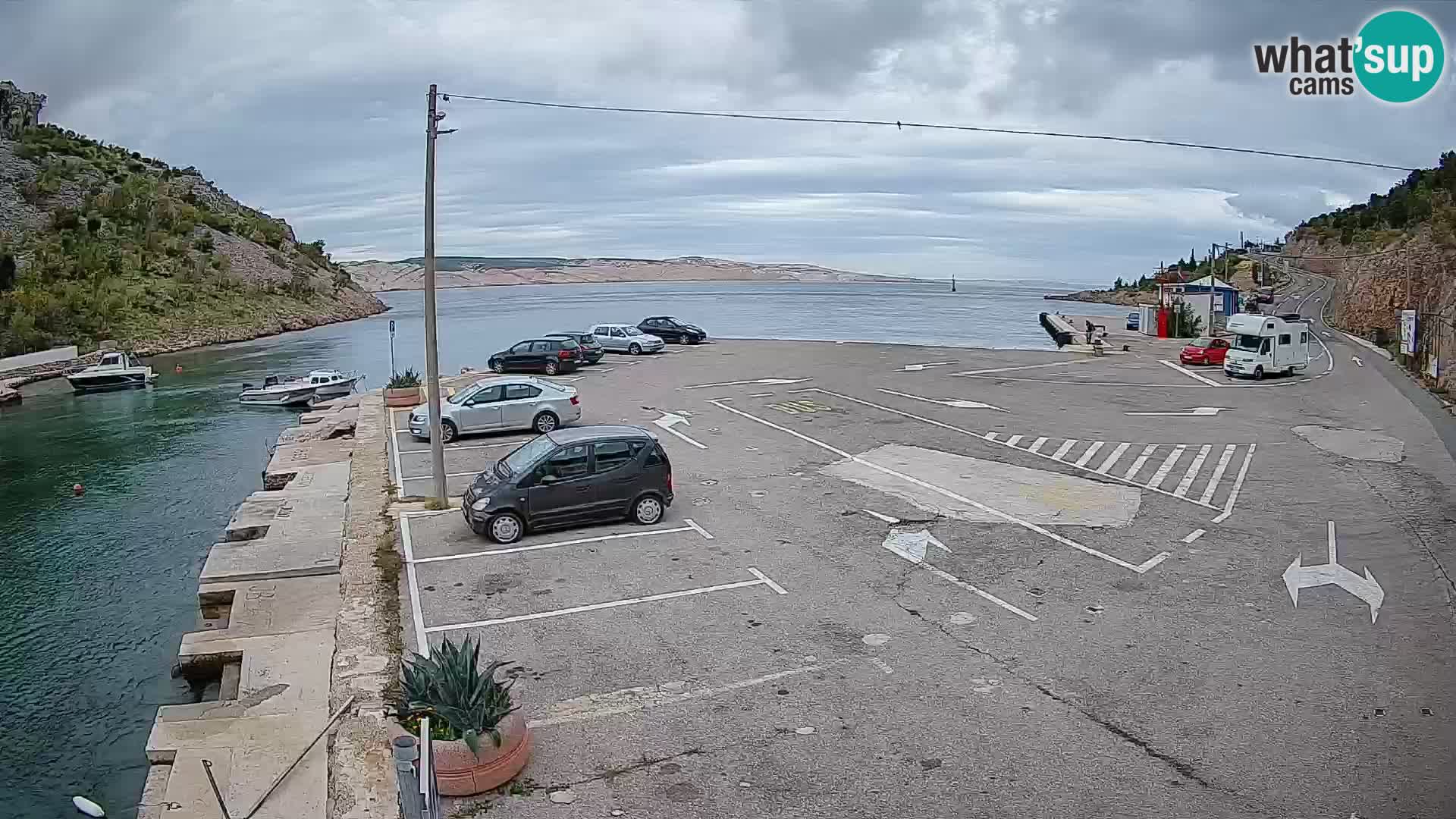 Webcam Prizna ferry port to Pag island