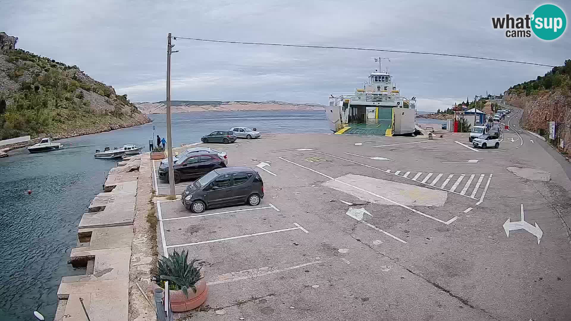 Webcam Prizna ferry port to Pag island