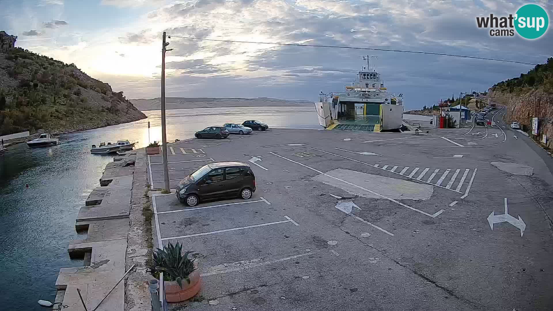 Webcam Fährhafen Prizna – zur Insel Pag