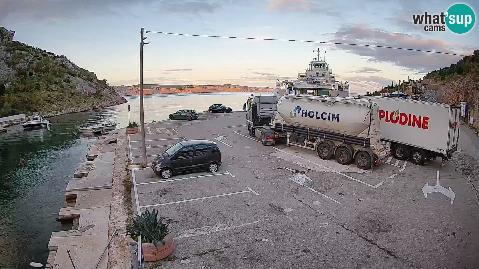 Webcam Fährhafen Prizna – zur Insel Pag