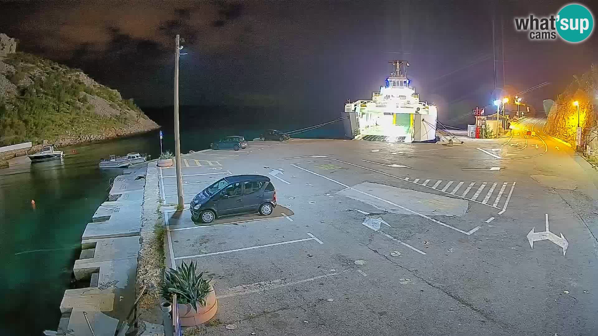 Webcam Prizna ferry port to Pag island