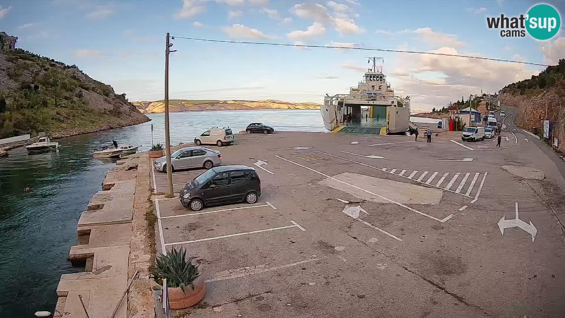 Webcam Fährhafen Prizna – zur Insel Pag