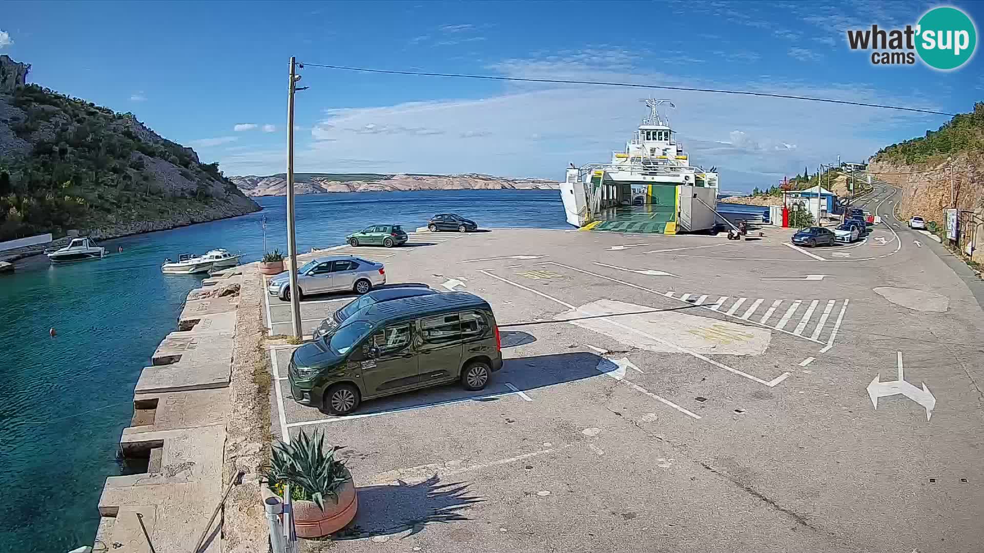 Web kamera trajektna luka Prizna – prema otoku Pag