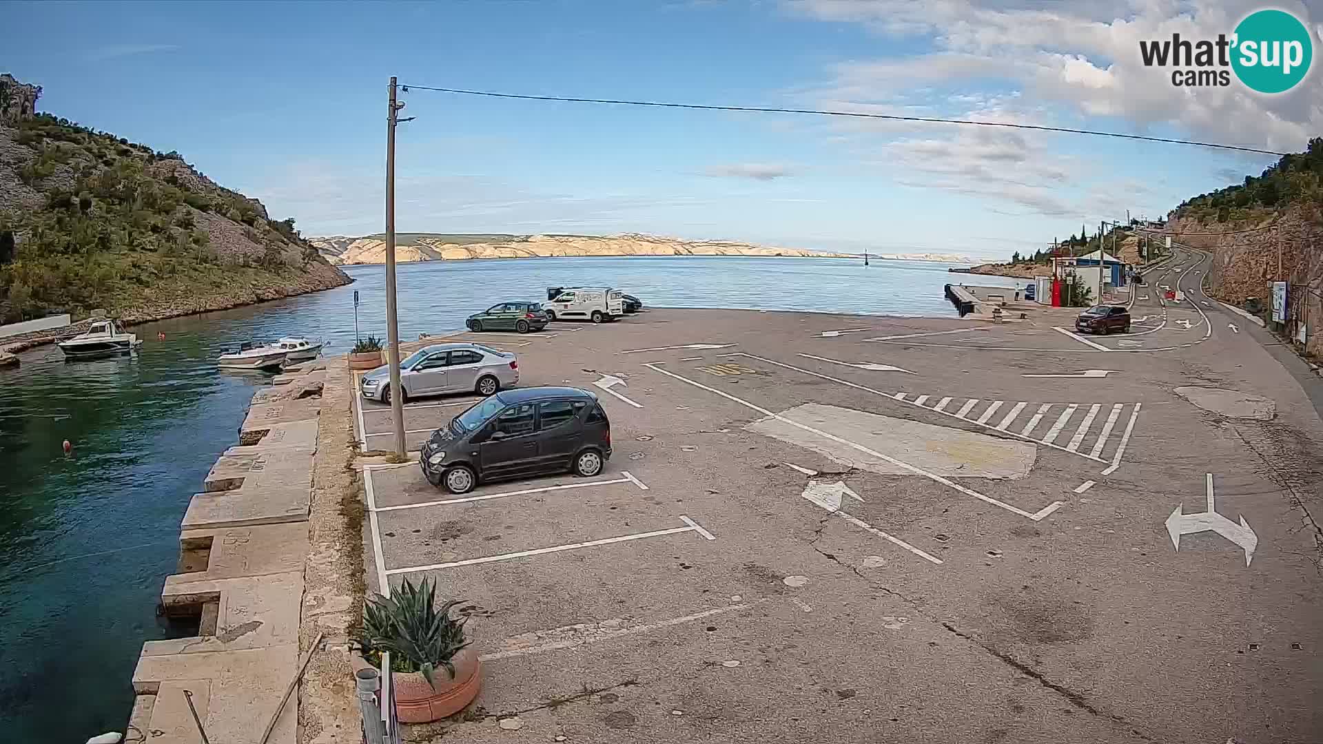 Web kamera trajektna luka Prizna – prema otoku Pag