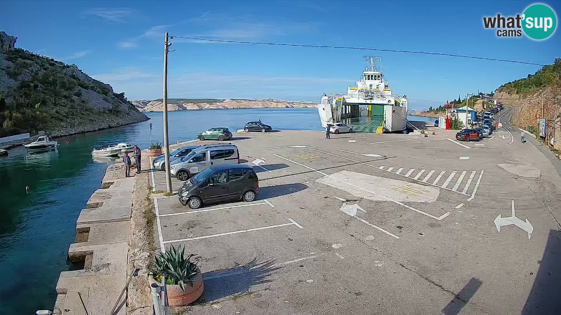 Webcam Prizna ferry port to Pag island