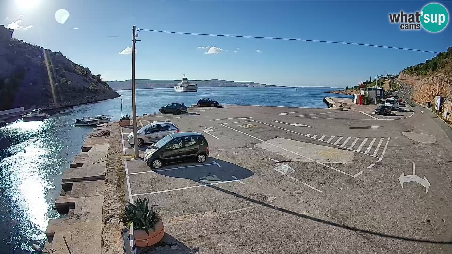 Webcam Prizna ferry port to Pag island