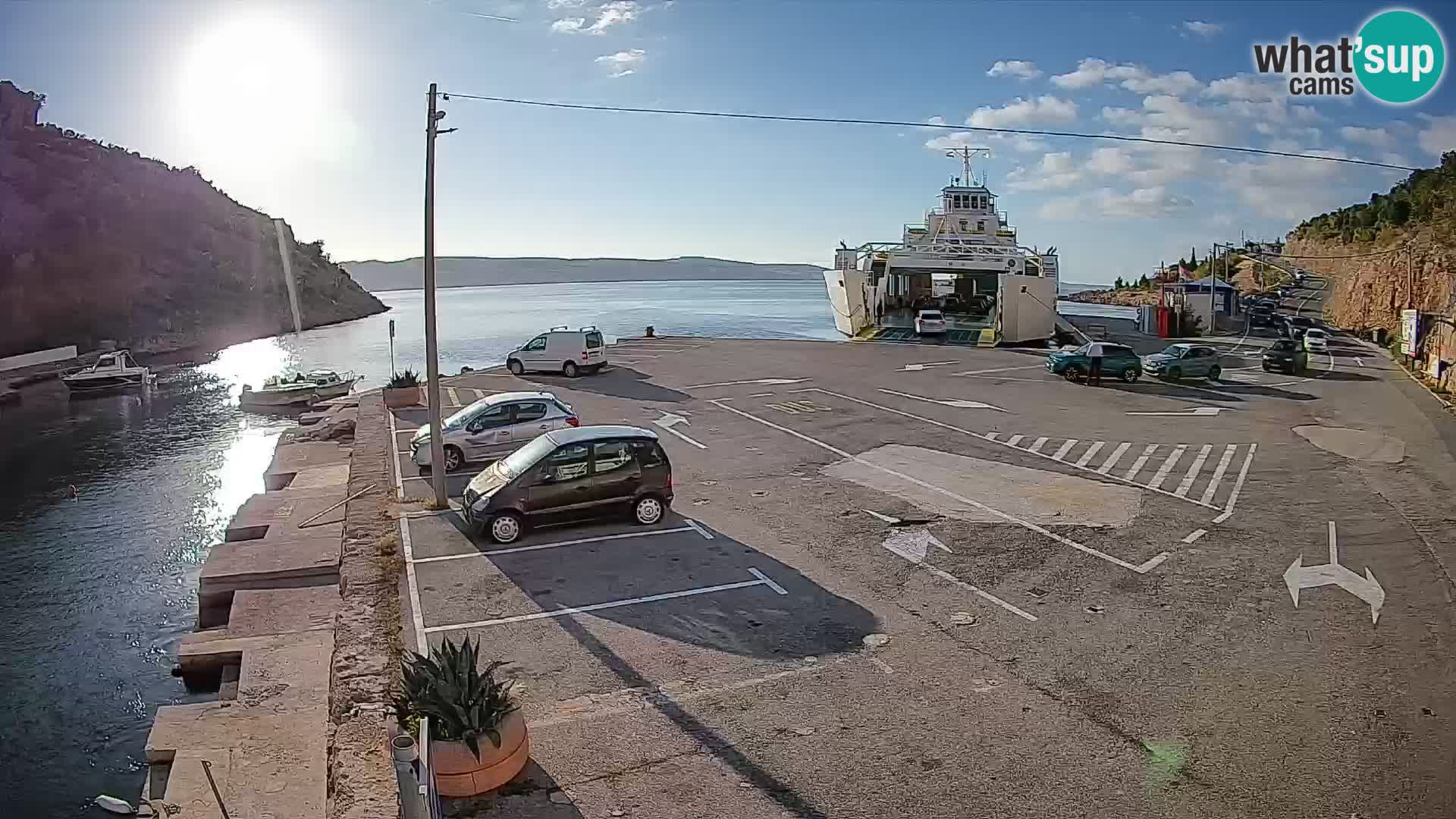 Webcam Prizna ferry port to Pag island