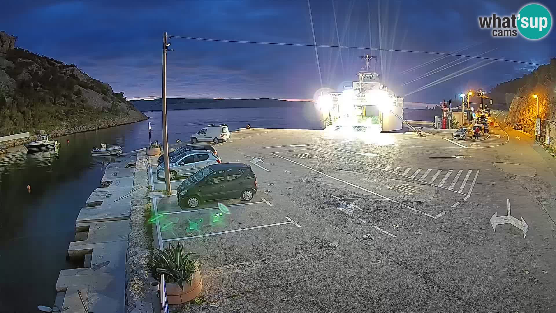 Webcam Prizna ferry port to Pag island