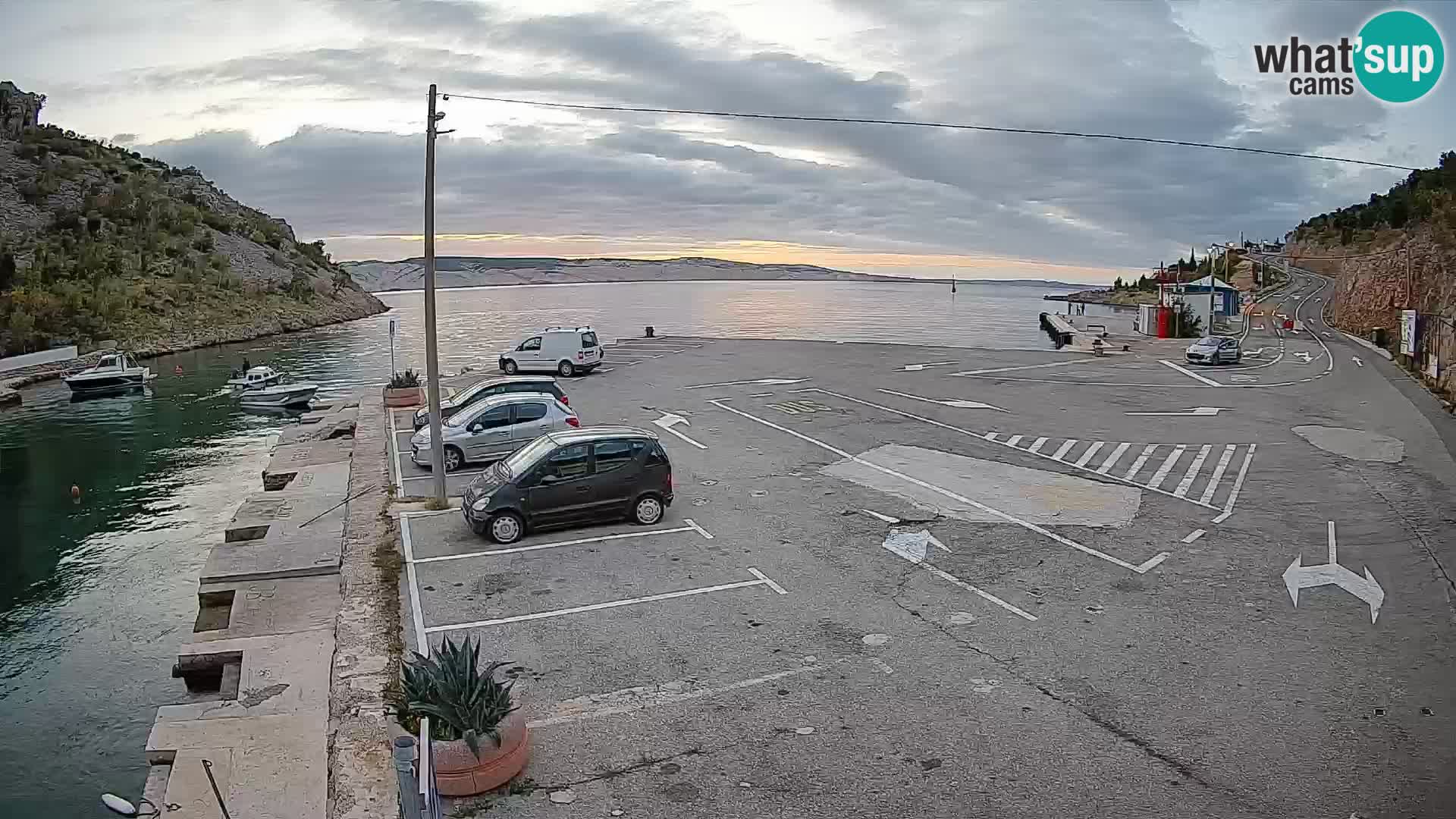 Webcam Prizna ferry port to Pag island
