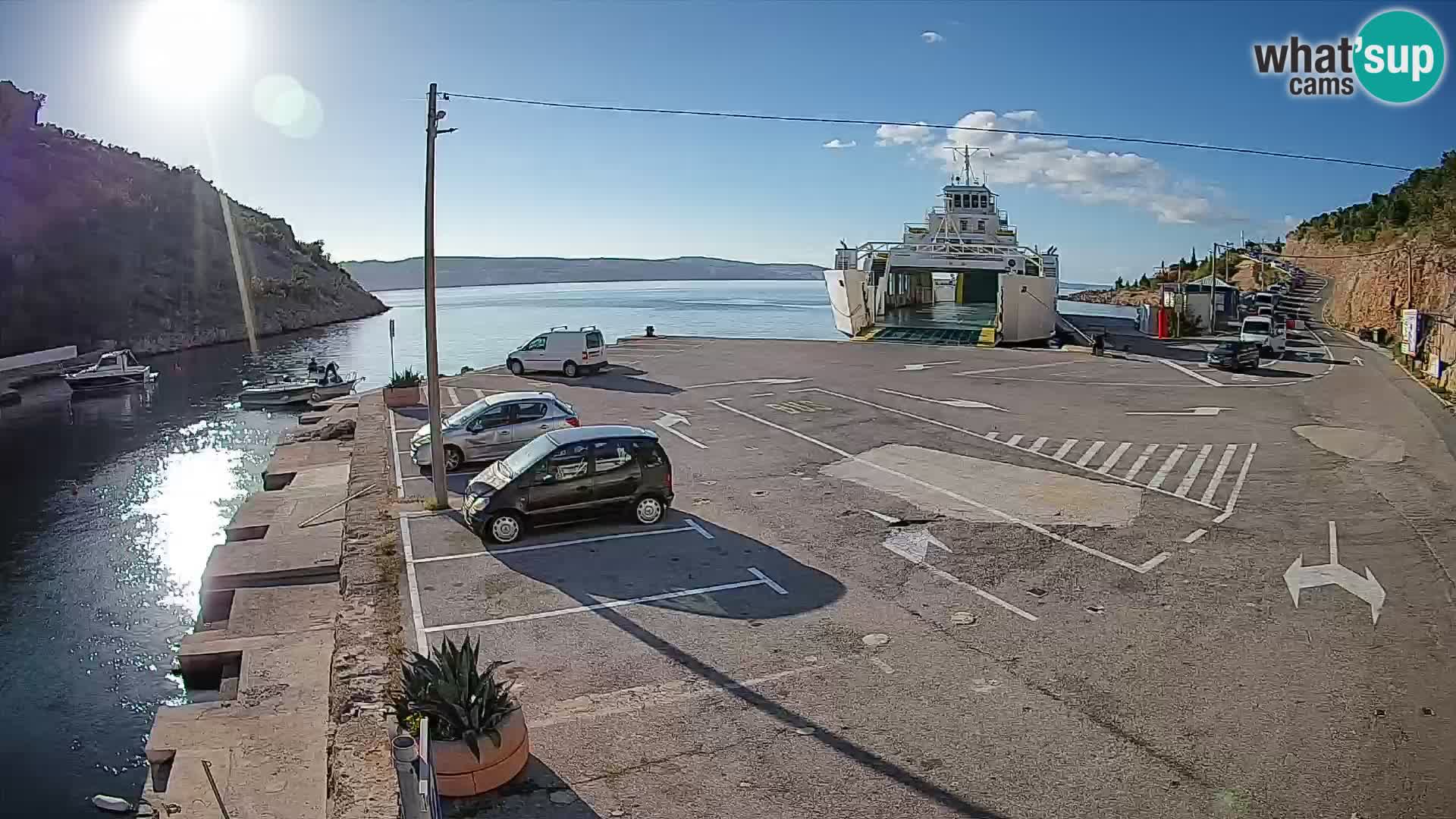 Webcam Prizna ferry port to Pag island