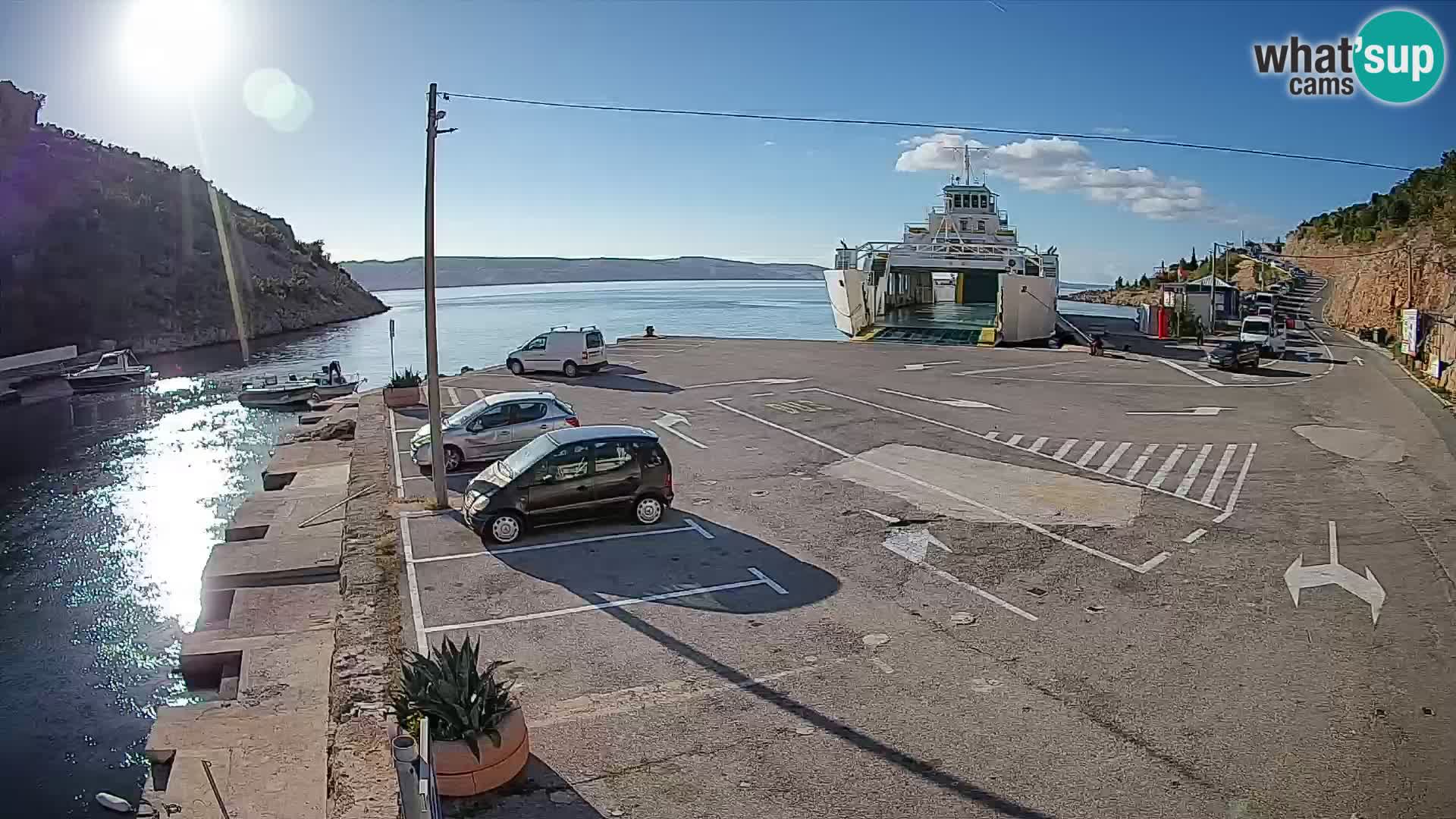 Webcam port de ferry de Prizna – vers l’île de Pag