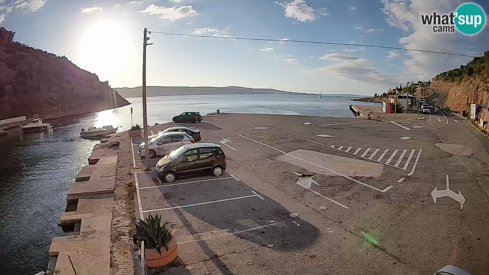Webcam Prizna ferry port to Pag island