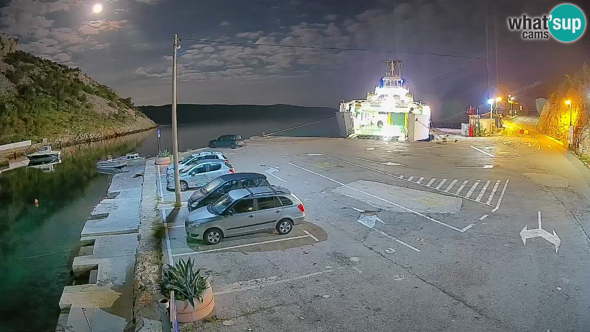 Webcam Prizna ferry port to Pag island