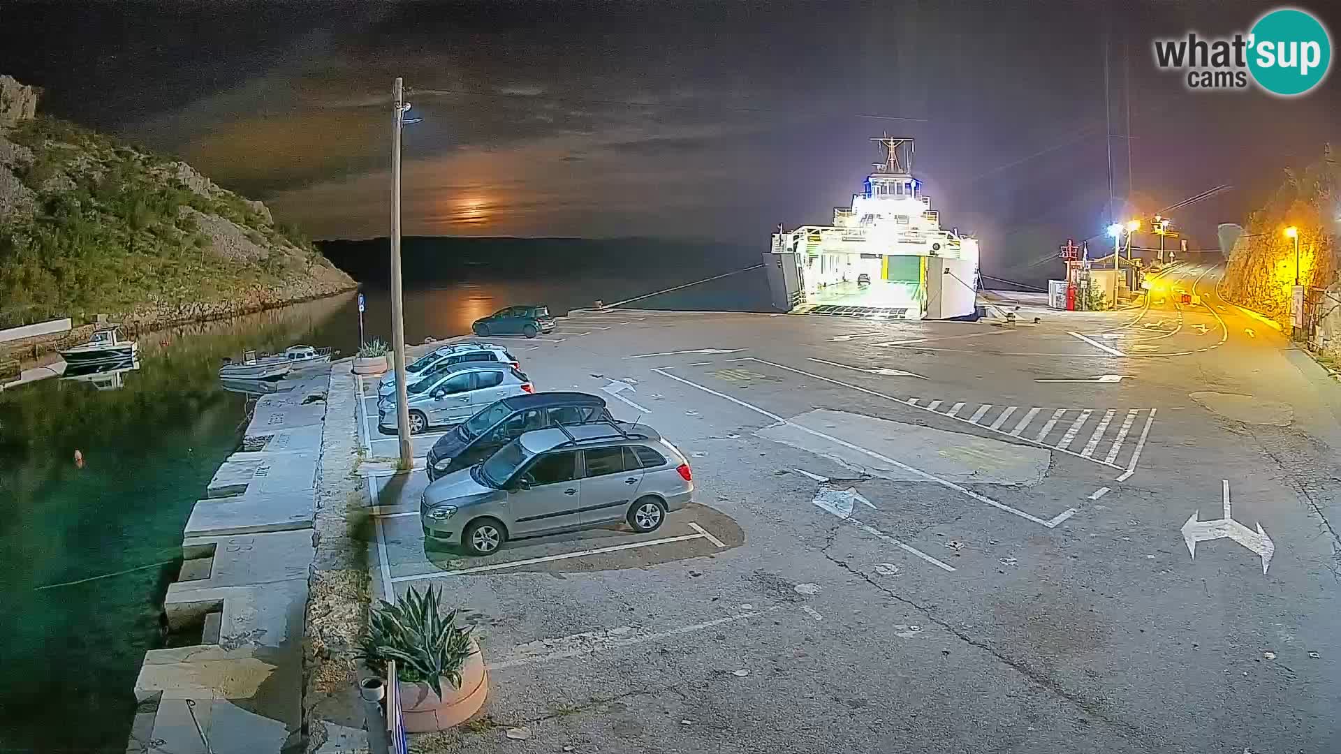 Webcam Prizna ferry port to Pag island