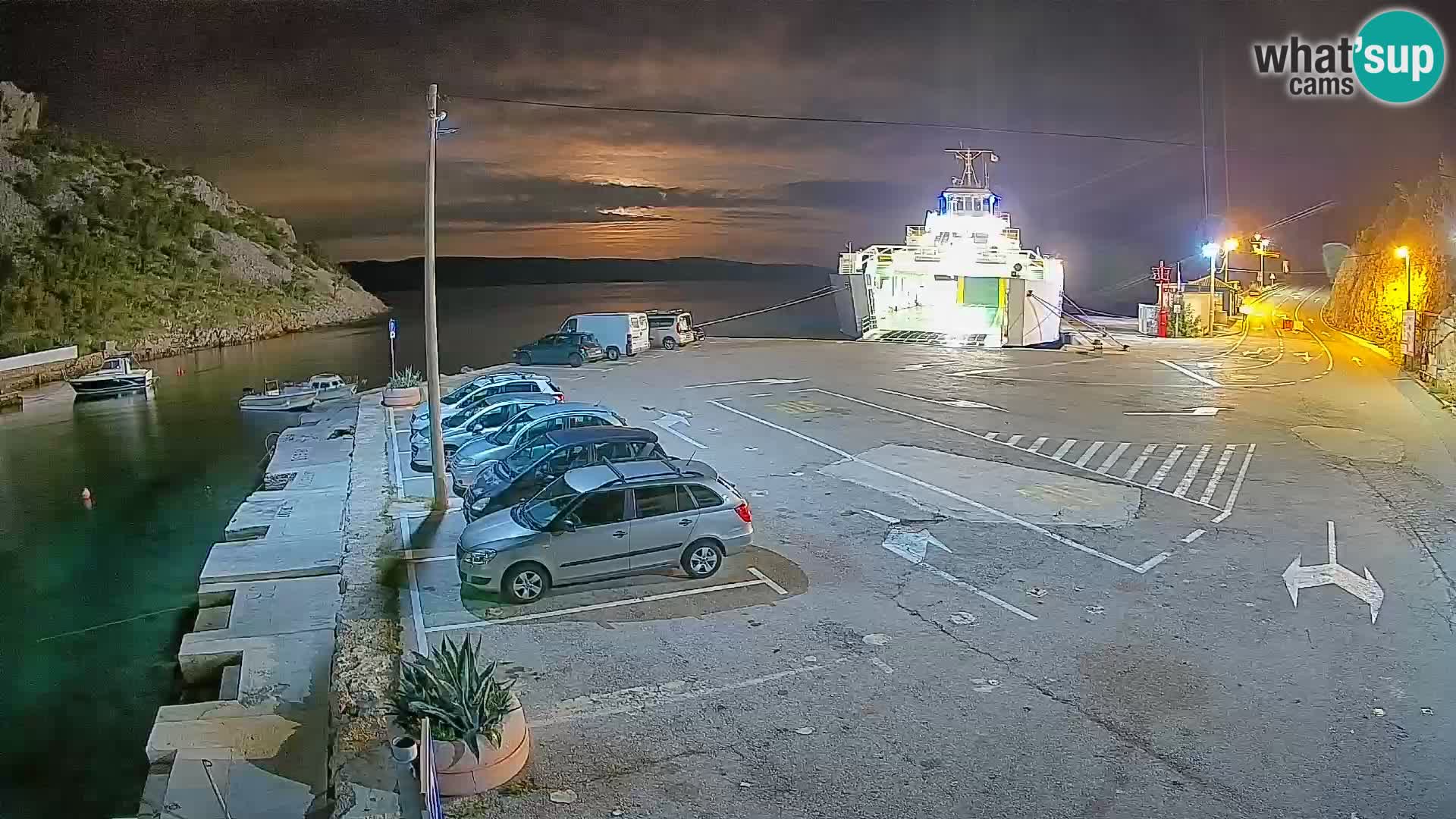 Webcam port de ferry de Prizna – vers l’île de Pag