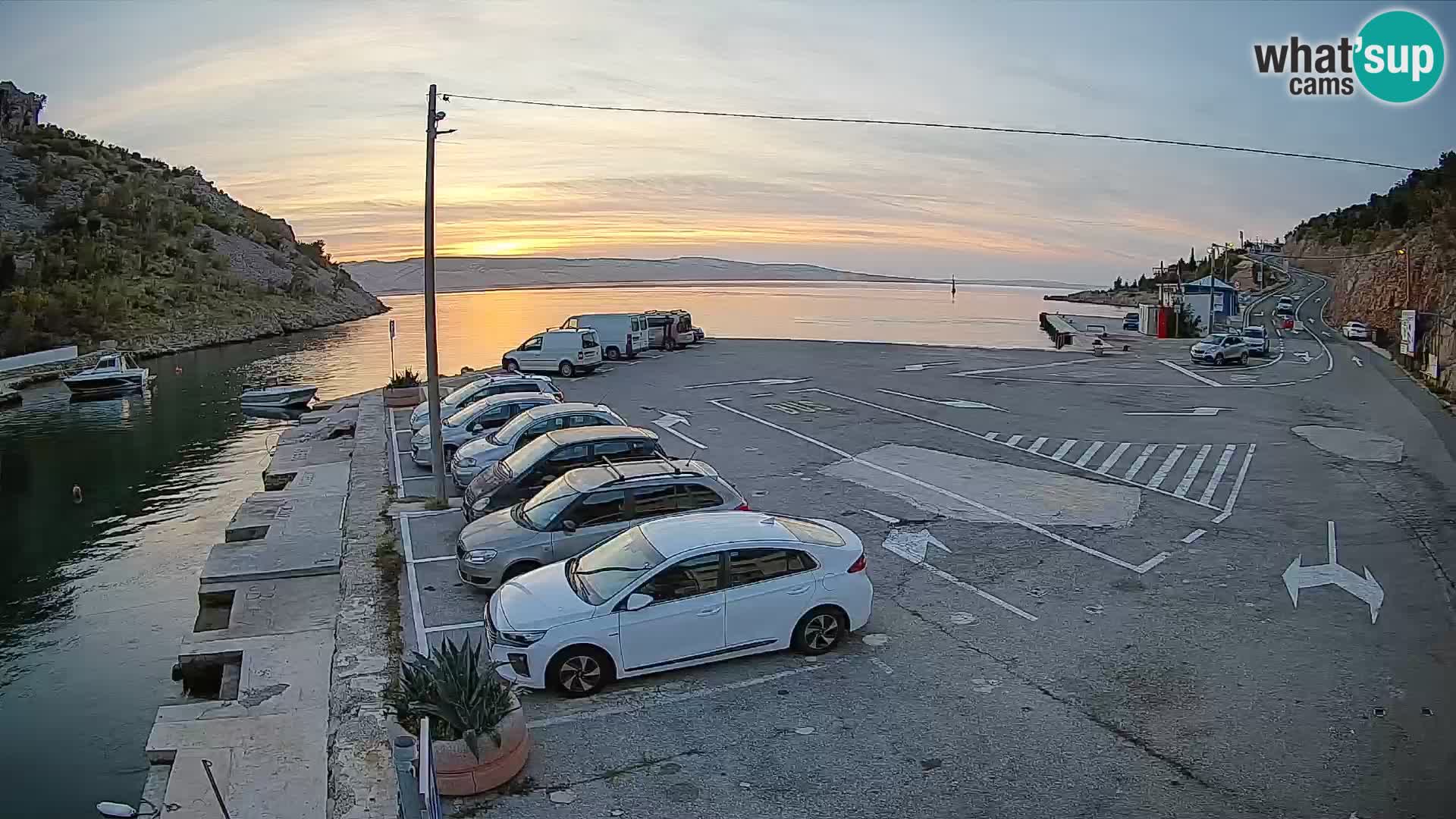 Webcam Prizna ferry port to Pag island