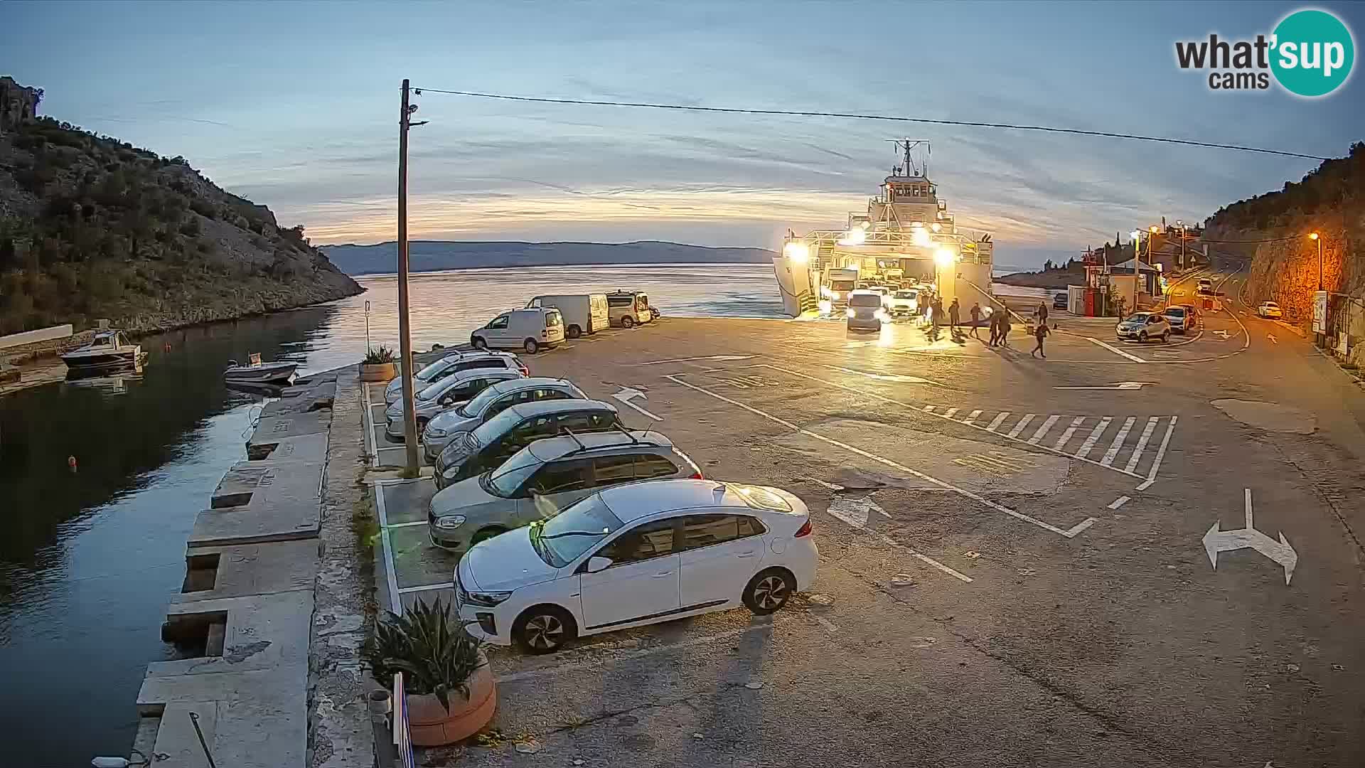 Webcam Fährhafen Prizna – zur Insel Pag