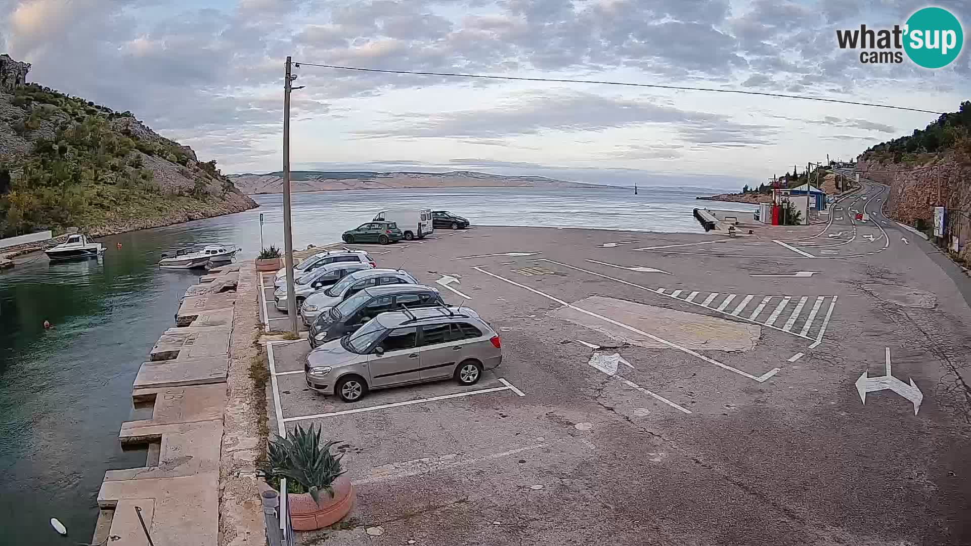 Webcam Prizna ferry port to Pag island