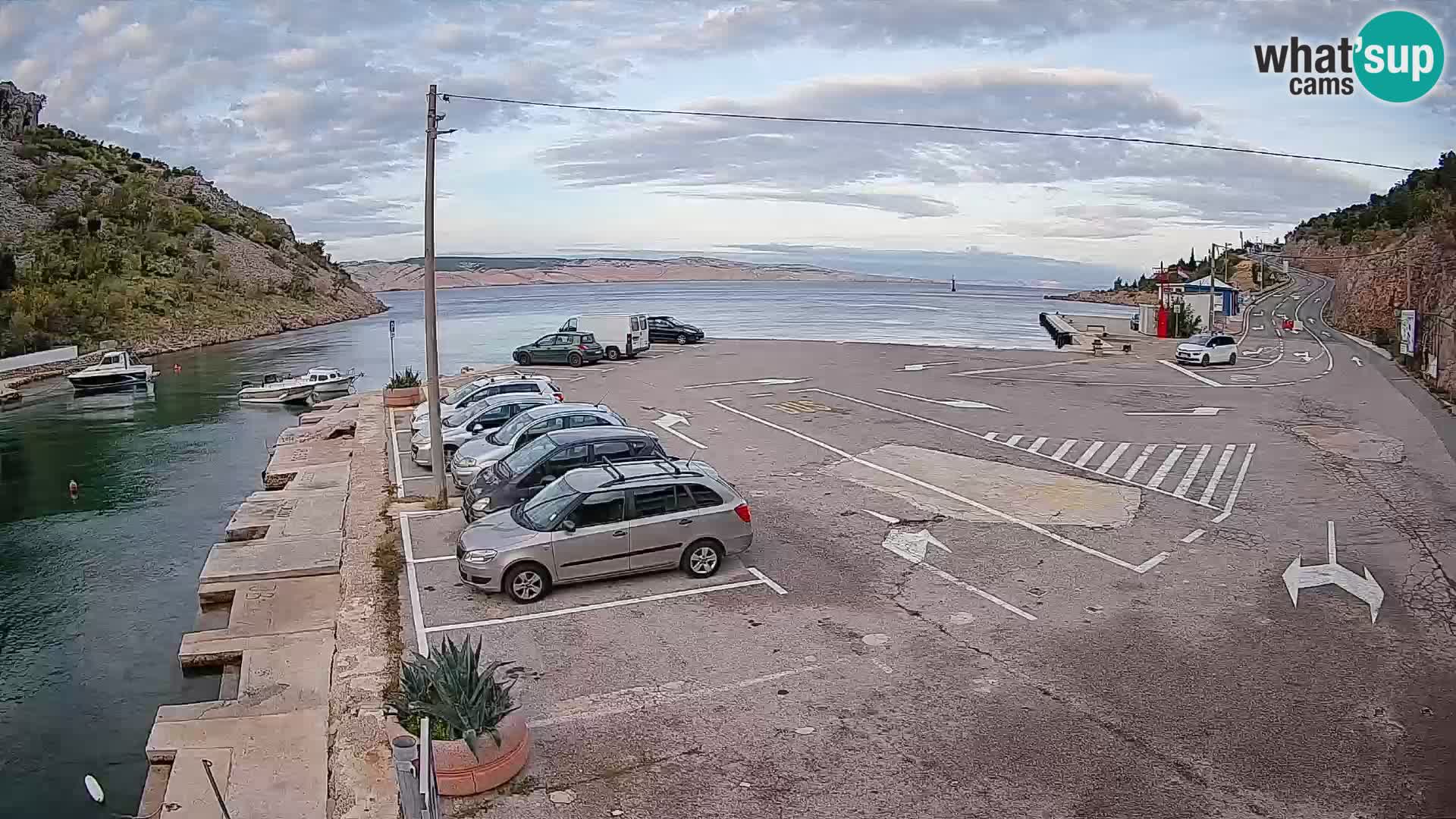 Webcam port de ferry de Prizna – vers l’île de Pag