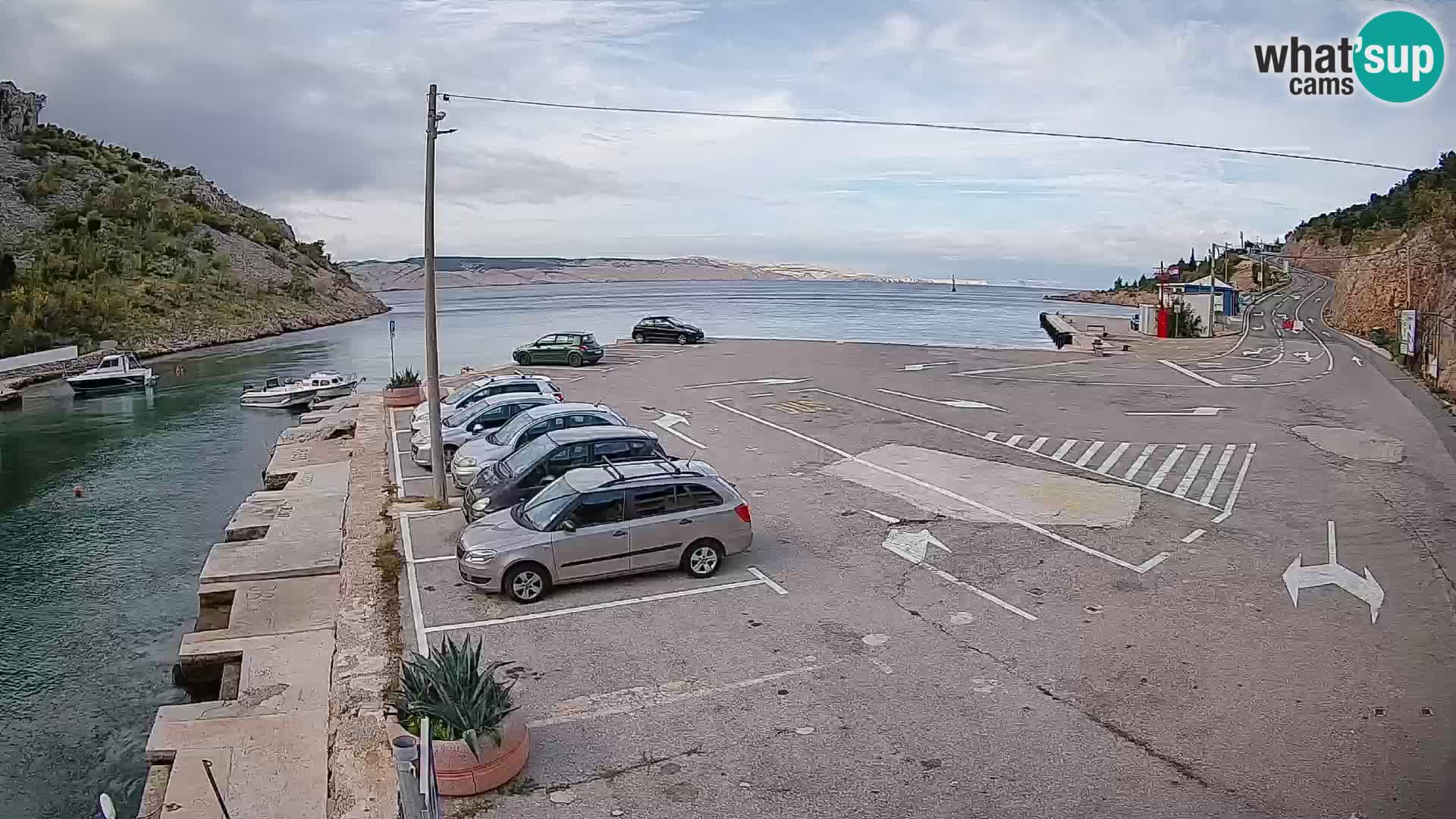 Web kamera trajektna luka Prizna – prema otoku Pag