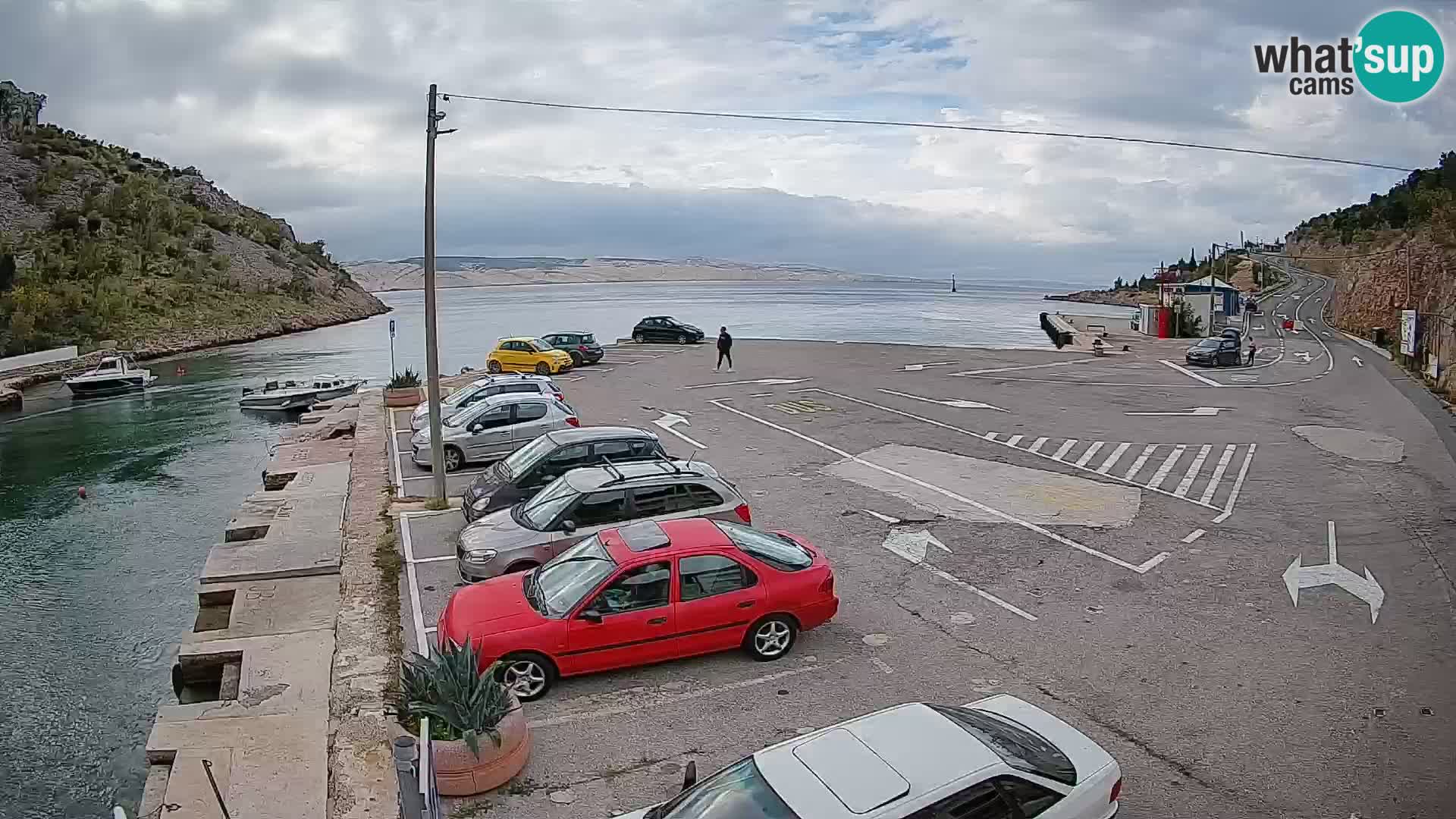 Webcam del puerto de ferris de Prizna – hacia la isla de Pag