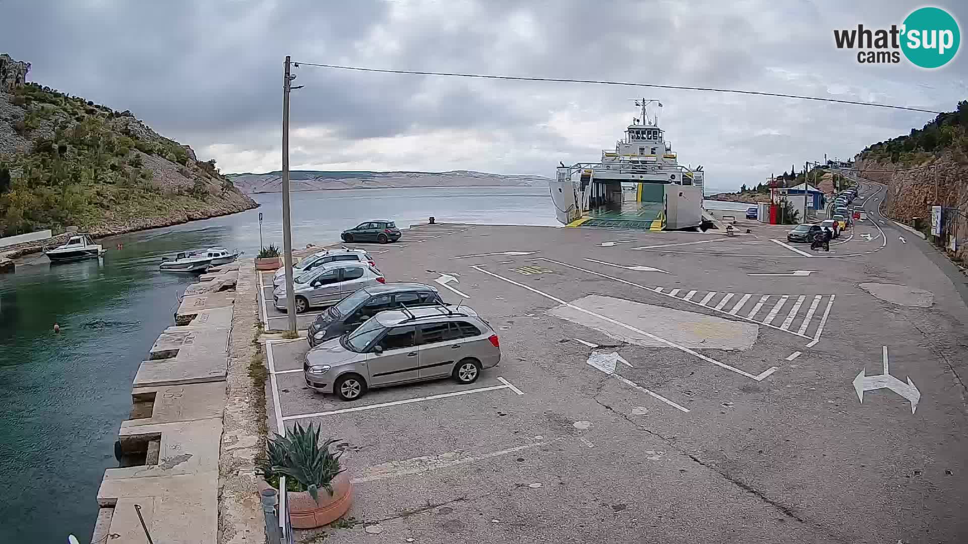 Webcam Prizna ferry port to Pag island