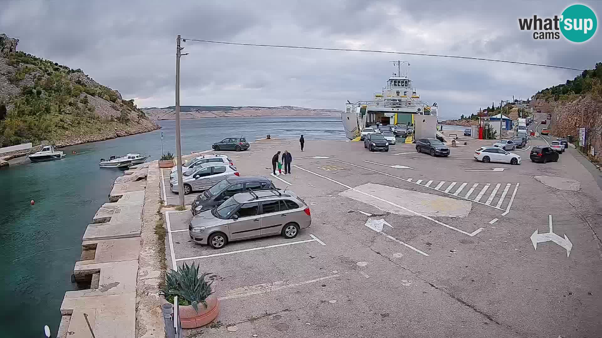 Webcam Prizna ferry port to Pag island