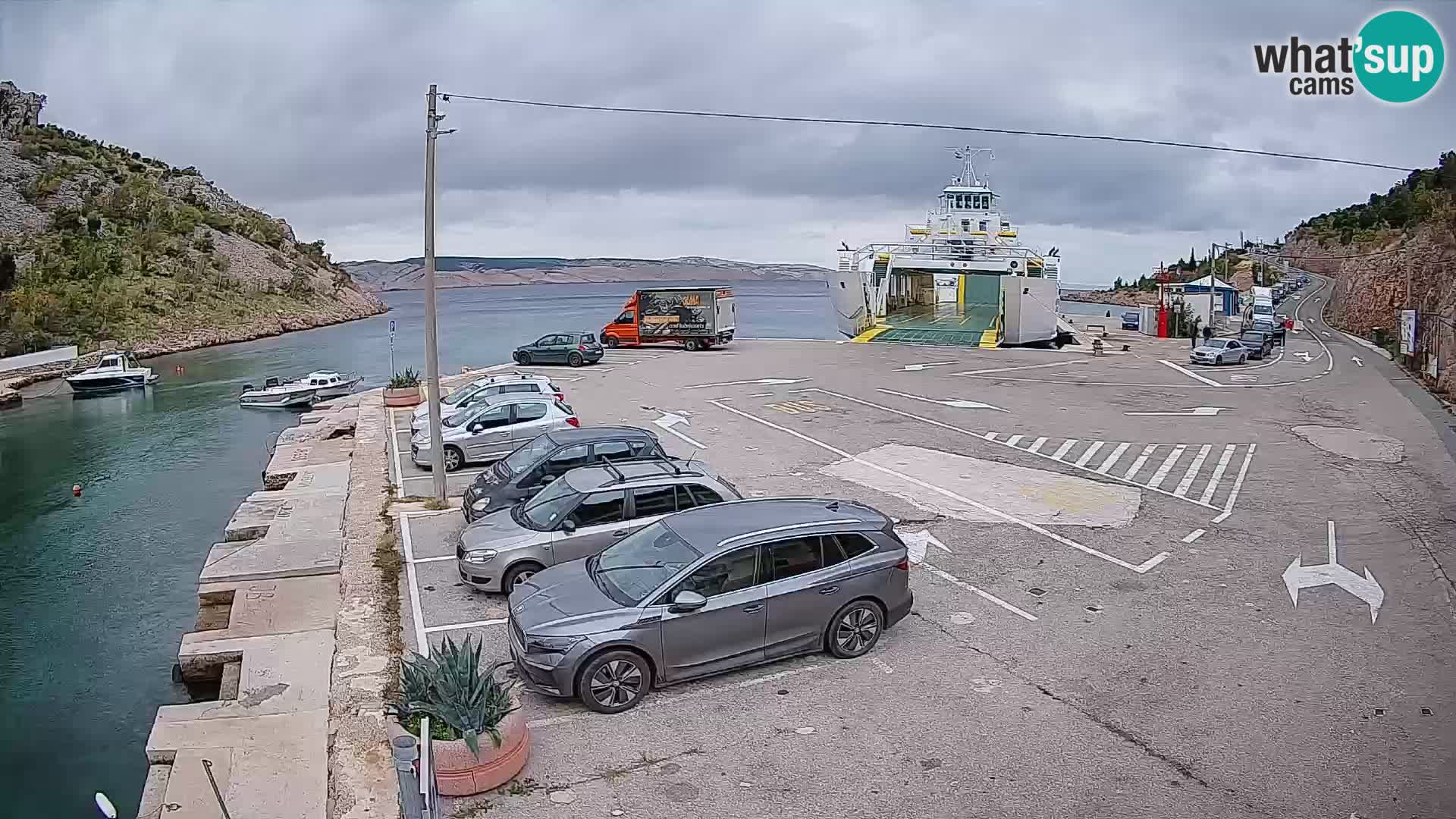 Webcam port de ferry de Prizna – vers l’île de Pag
