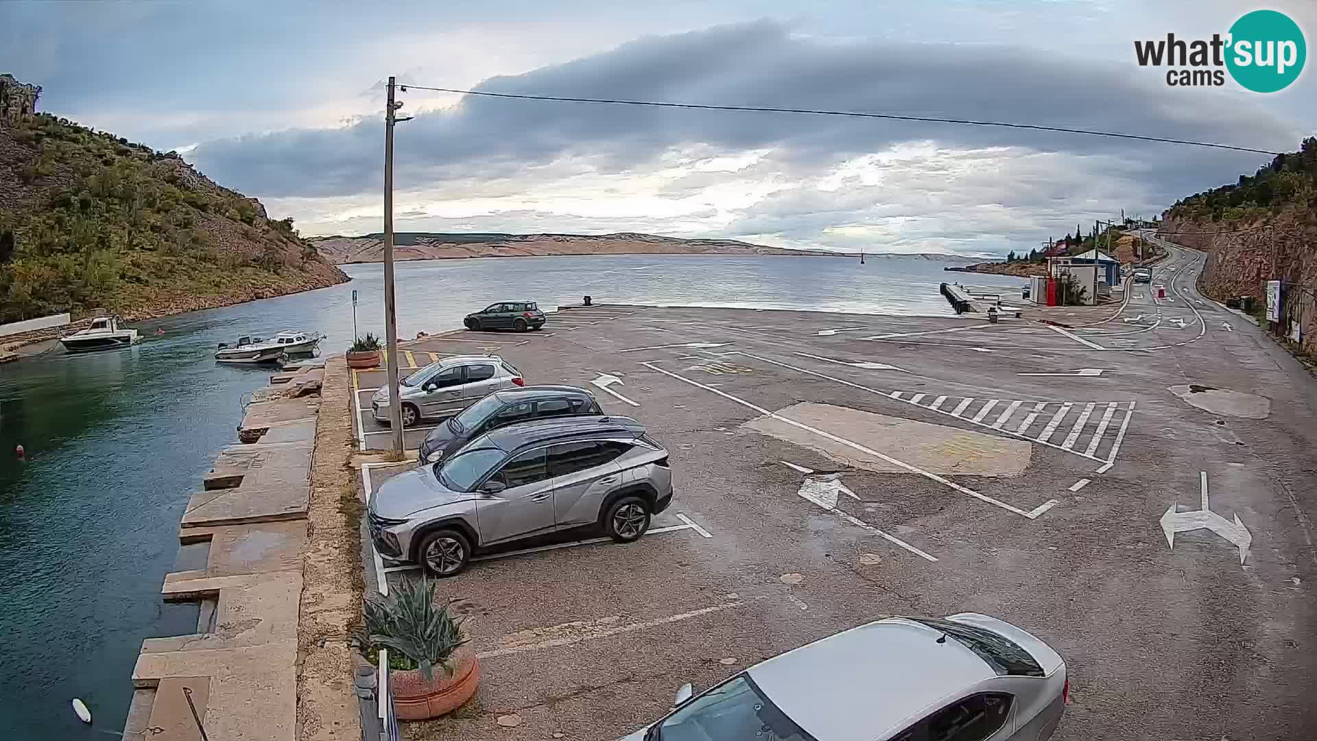 Webcam Prizna ferry port to Pag island