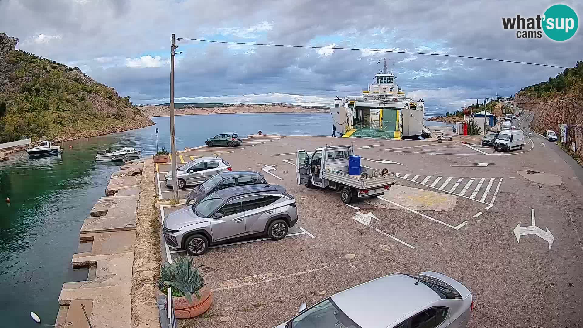 Webcam port de ferry de Prizna – vers l’île de Pag