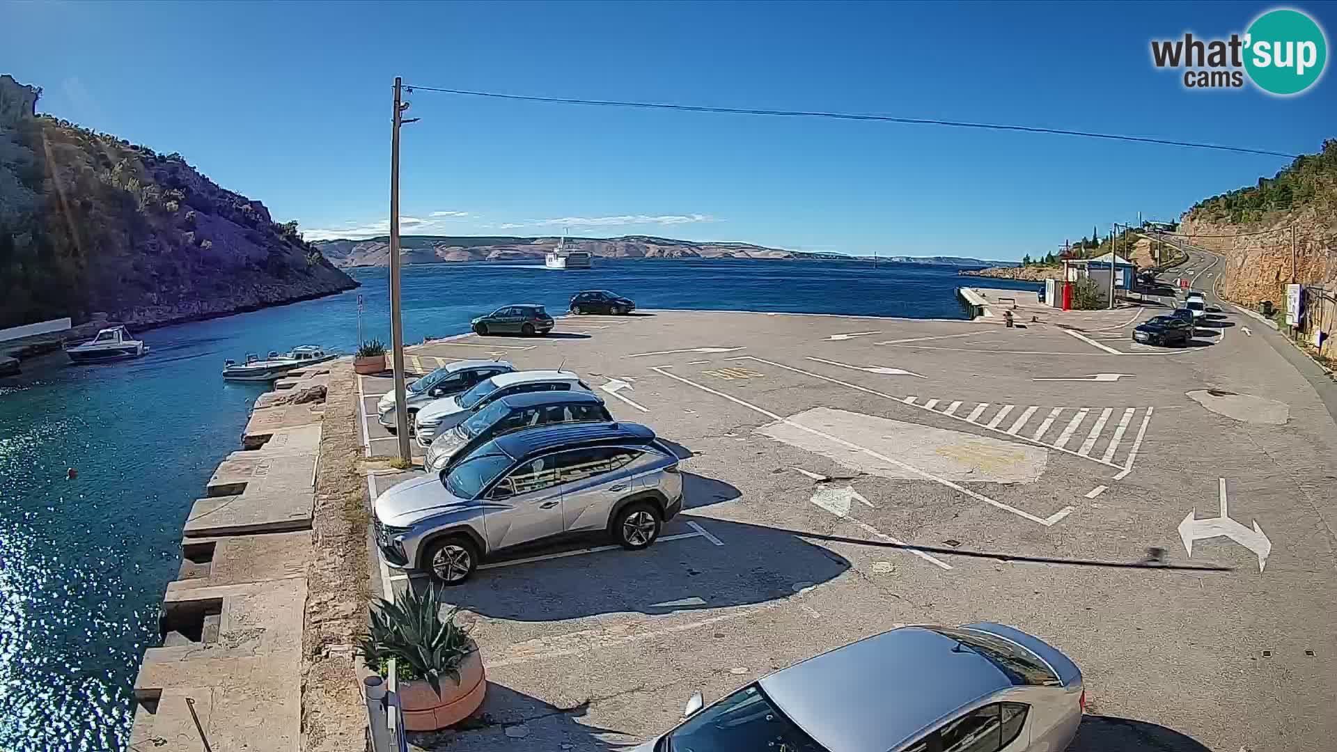 Webcam Prizna ferry port to Pag island