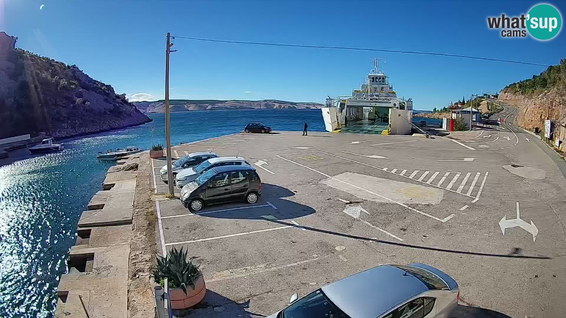 Webcam Prizna ferry port to Pag island