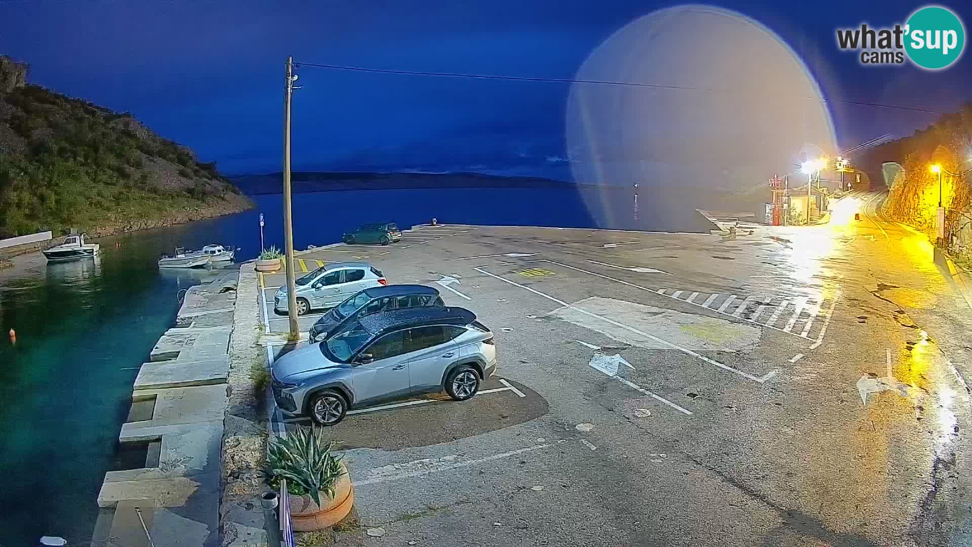 Webcam port de ferry de Prizna – vers l’île de Pag