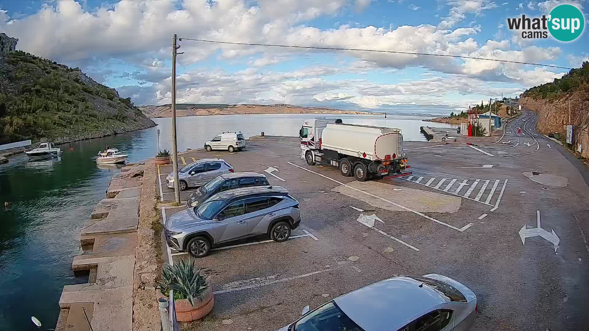 Webcam Prizna ferry port to Pag island