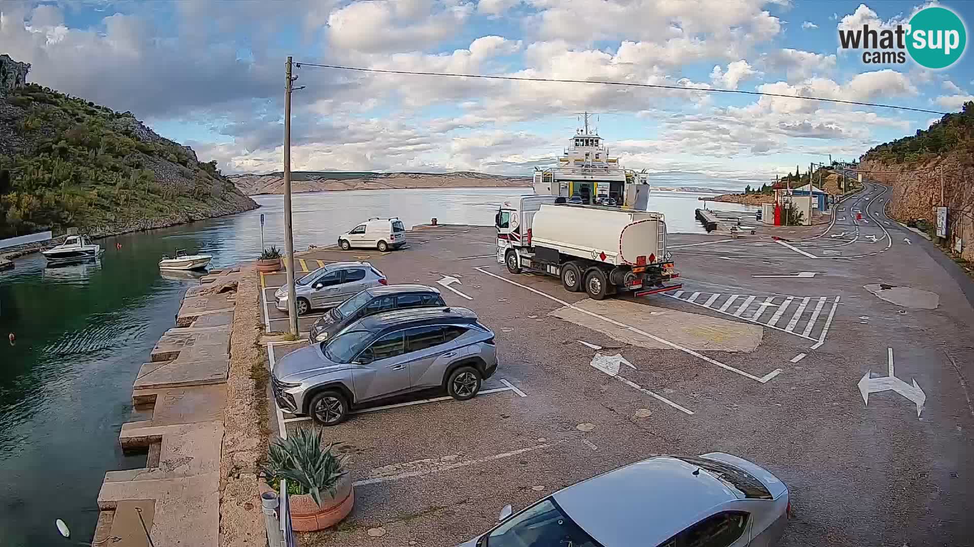 Webcam Fährhafen Prizna – zur Insel Pag