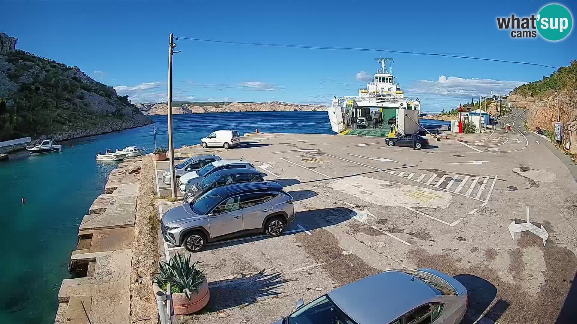 Webcam Prizna ferry port to Pag island