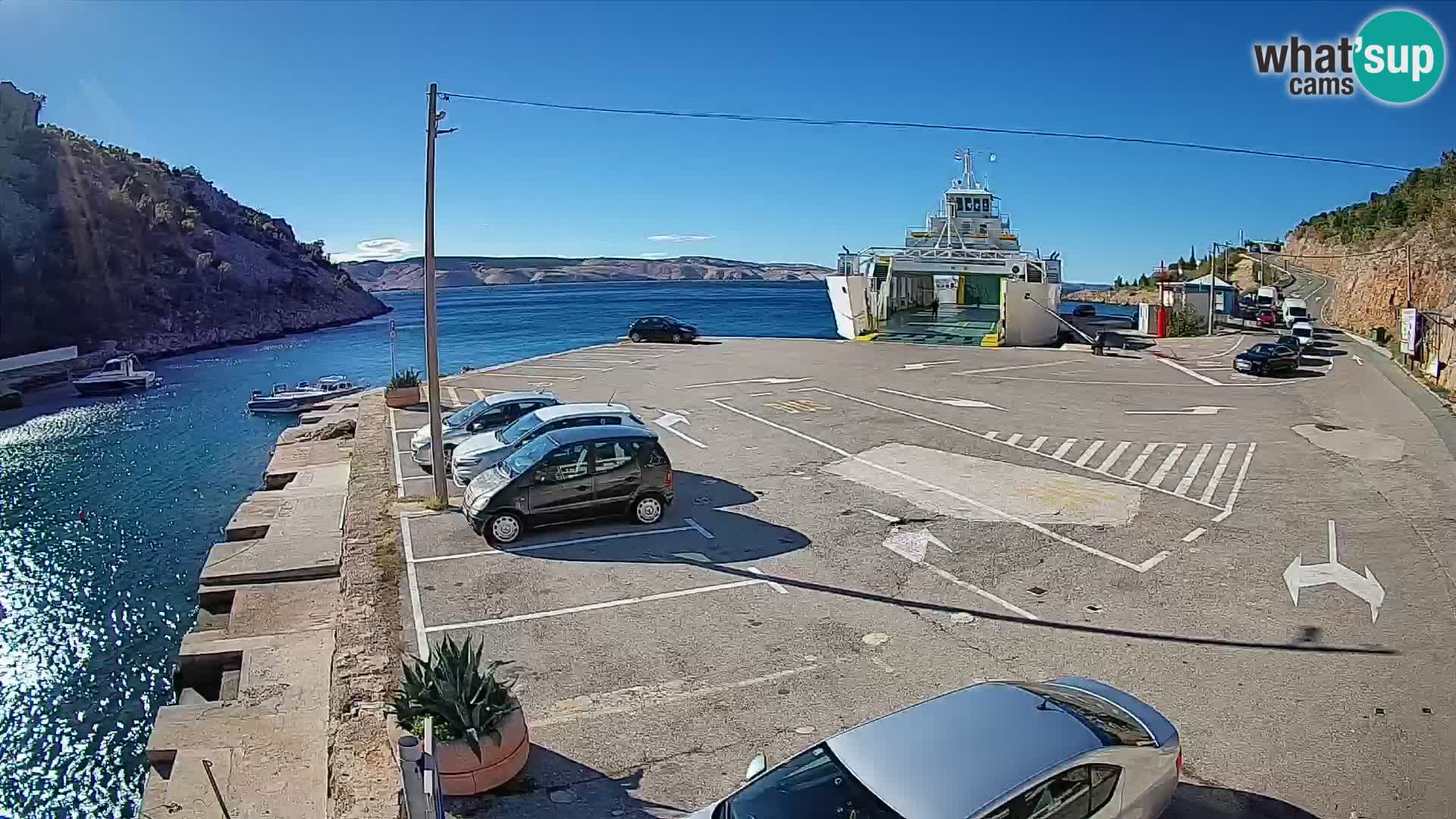 Webcam Prizna ferry port to Pag island