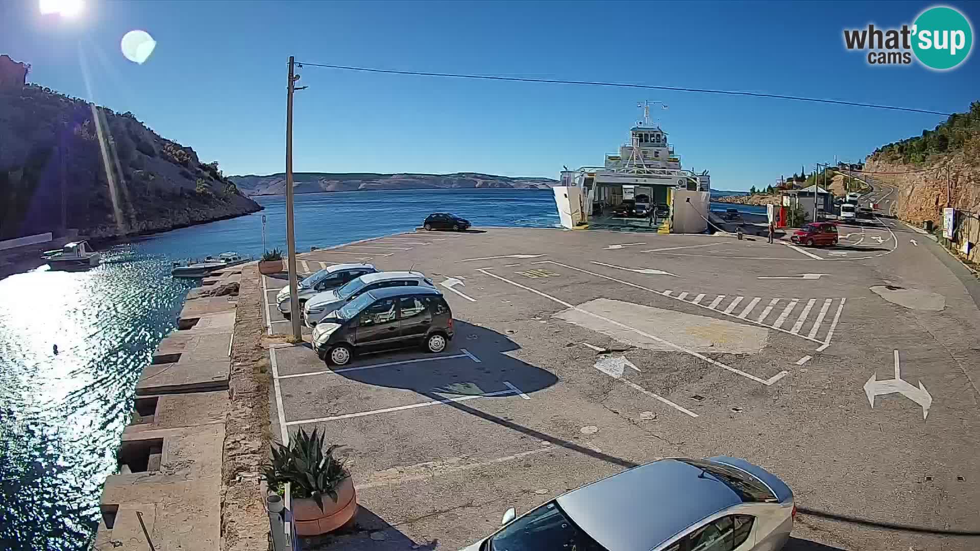 Webcam Prizna ferry port to Pag island