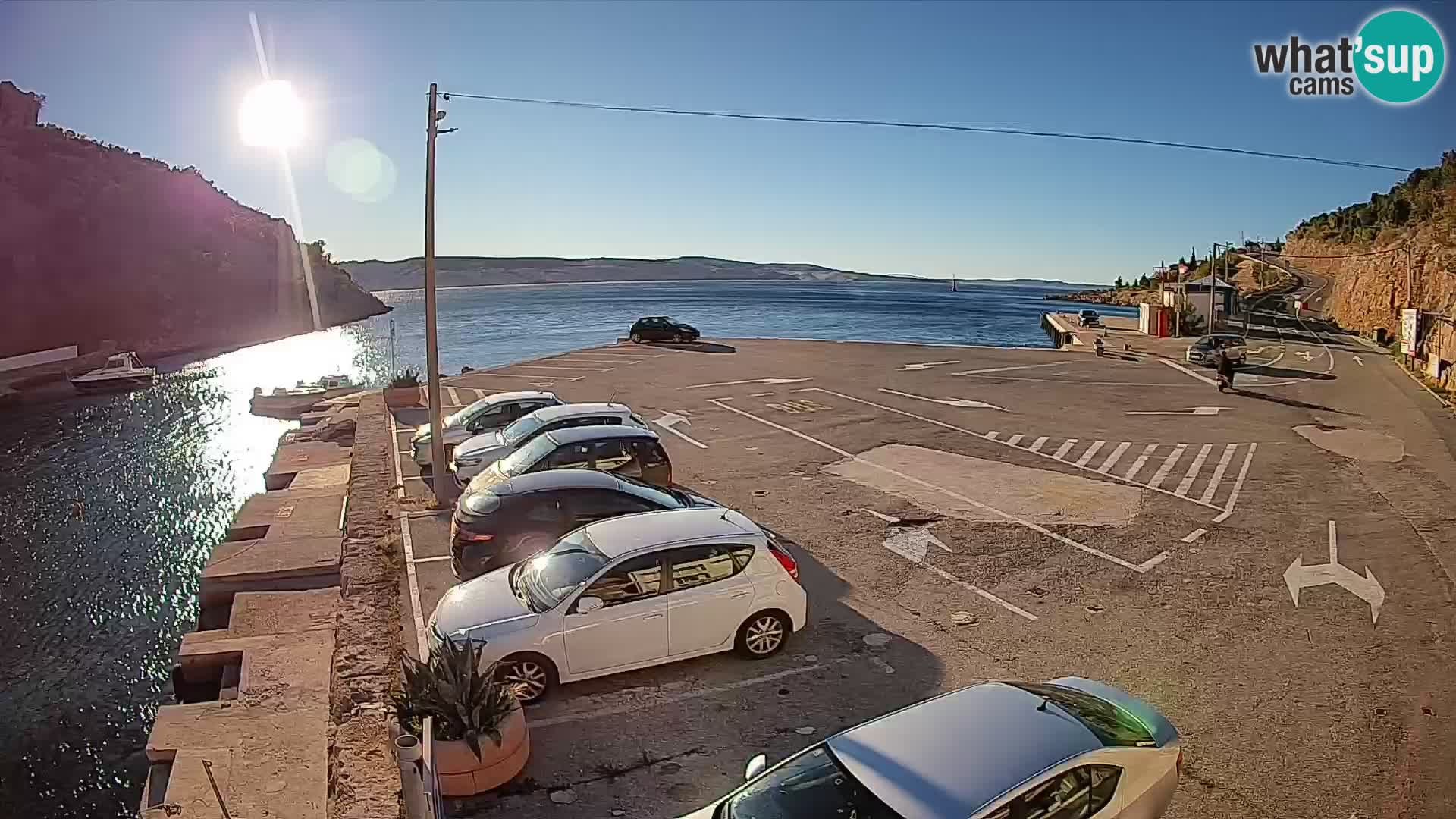 Webcam del puerto de ferris de Prizna – hacia la isla de Pag