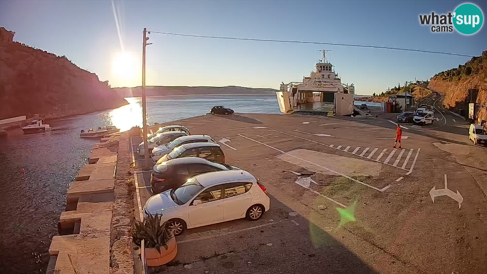 Webcam port de ferry de Prizna – vers l’île de Pag