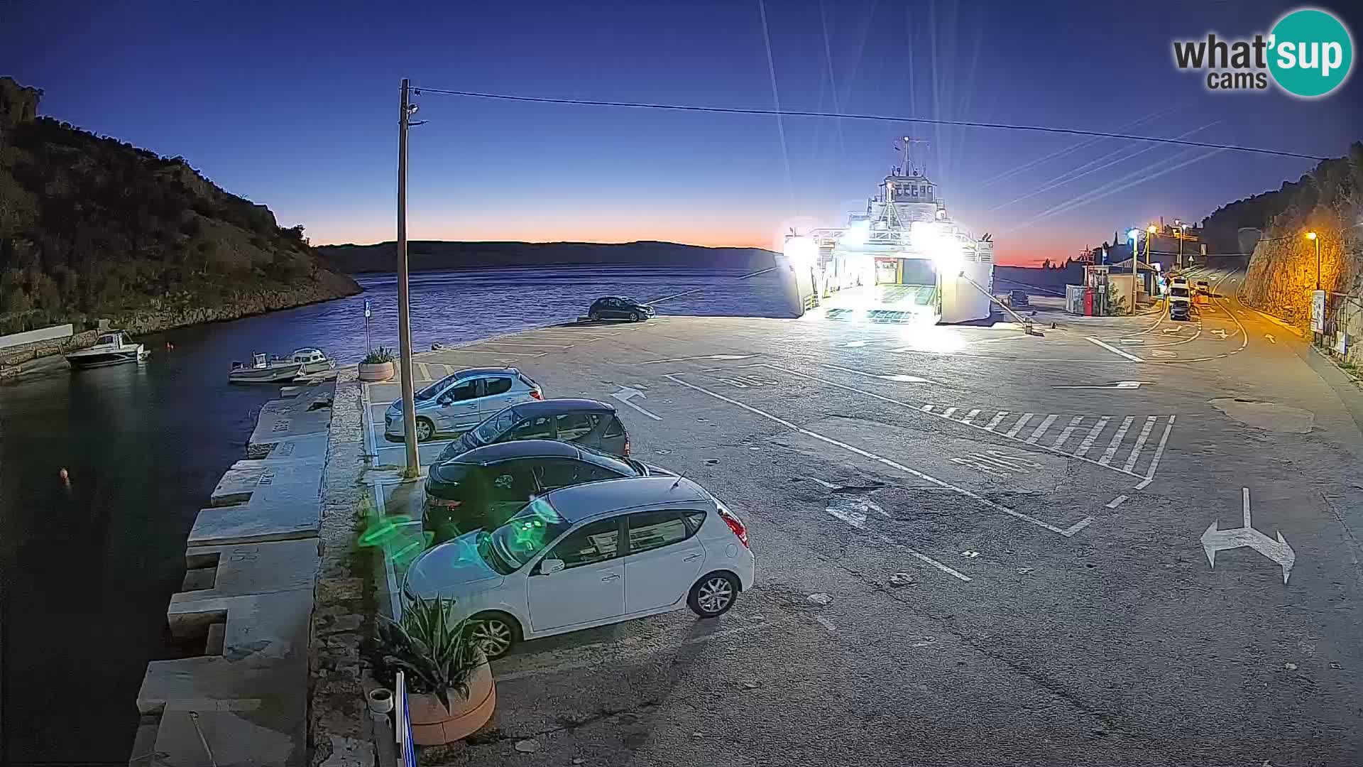 Webcam port de ferry de Prizna – vers l’île de Pag